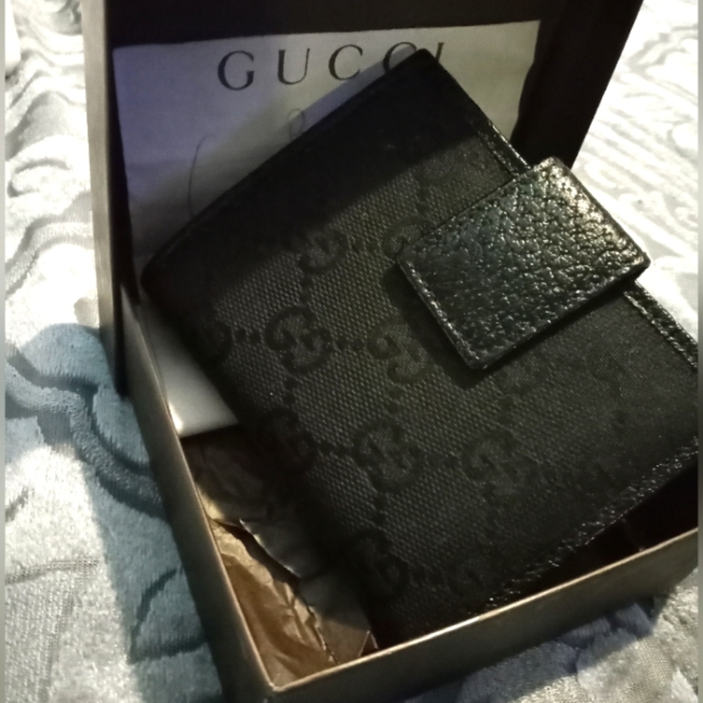 Gucci wallet